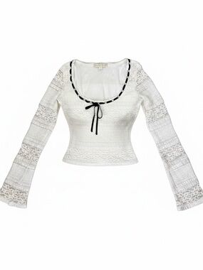 Thirty/Thirty LA Cream Lace Bell Sleeve Ribbon Tie Top